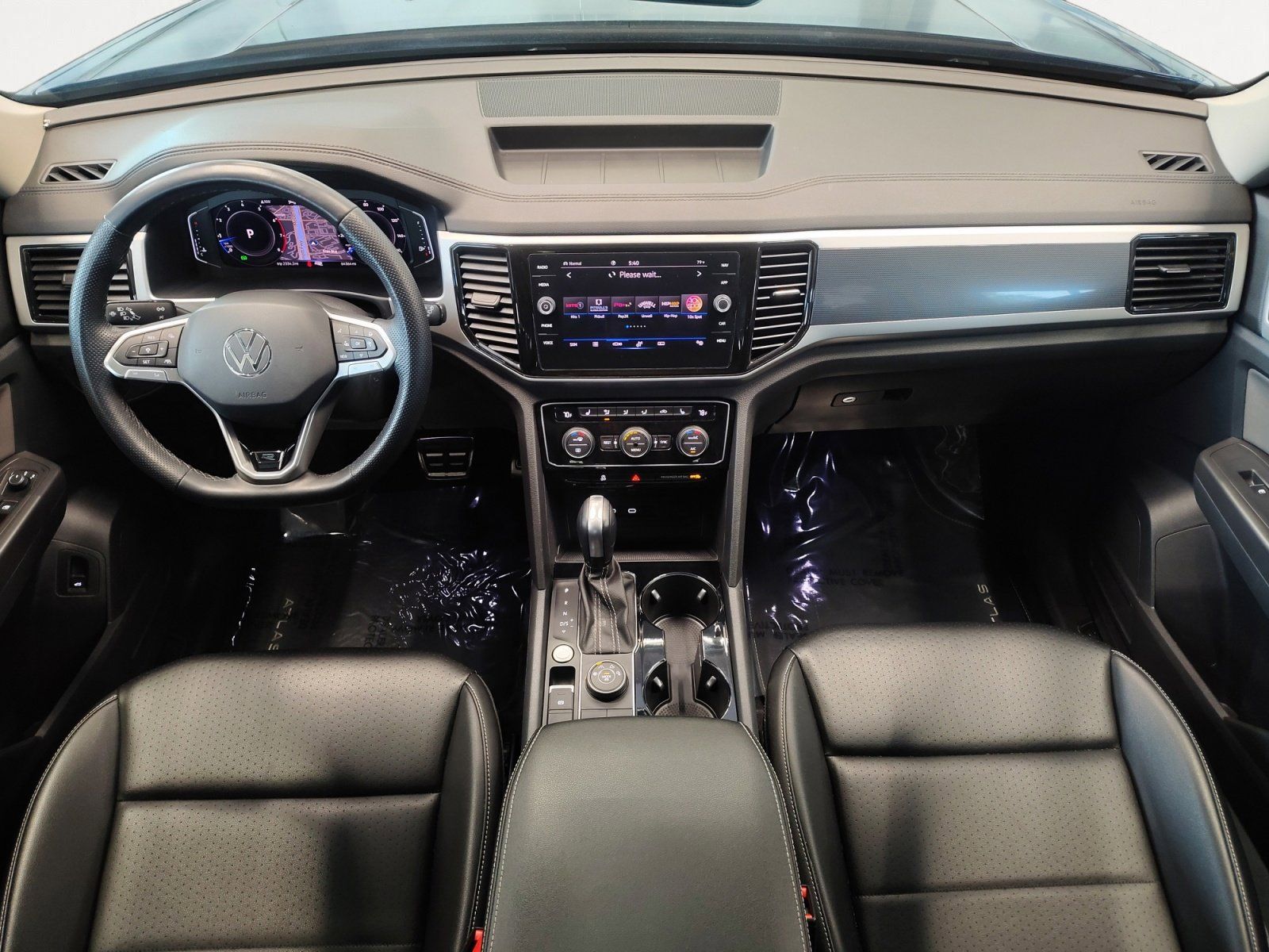 Used Car 2022 Volkswagen Atlas  3.6l V6 Sel R-line For Sale Under $30,000 In San Antonio, Texas