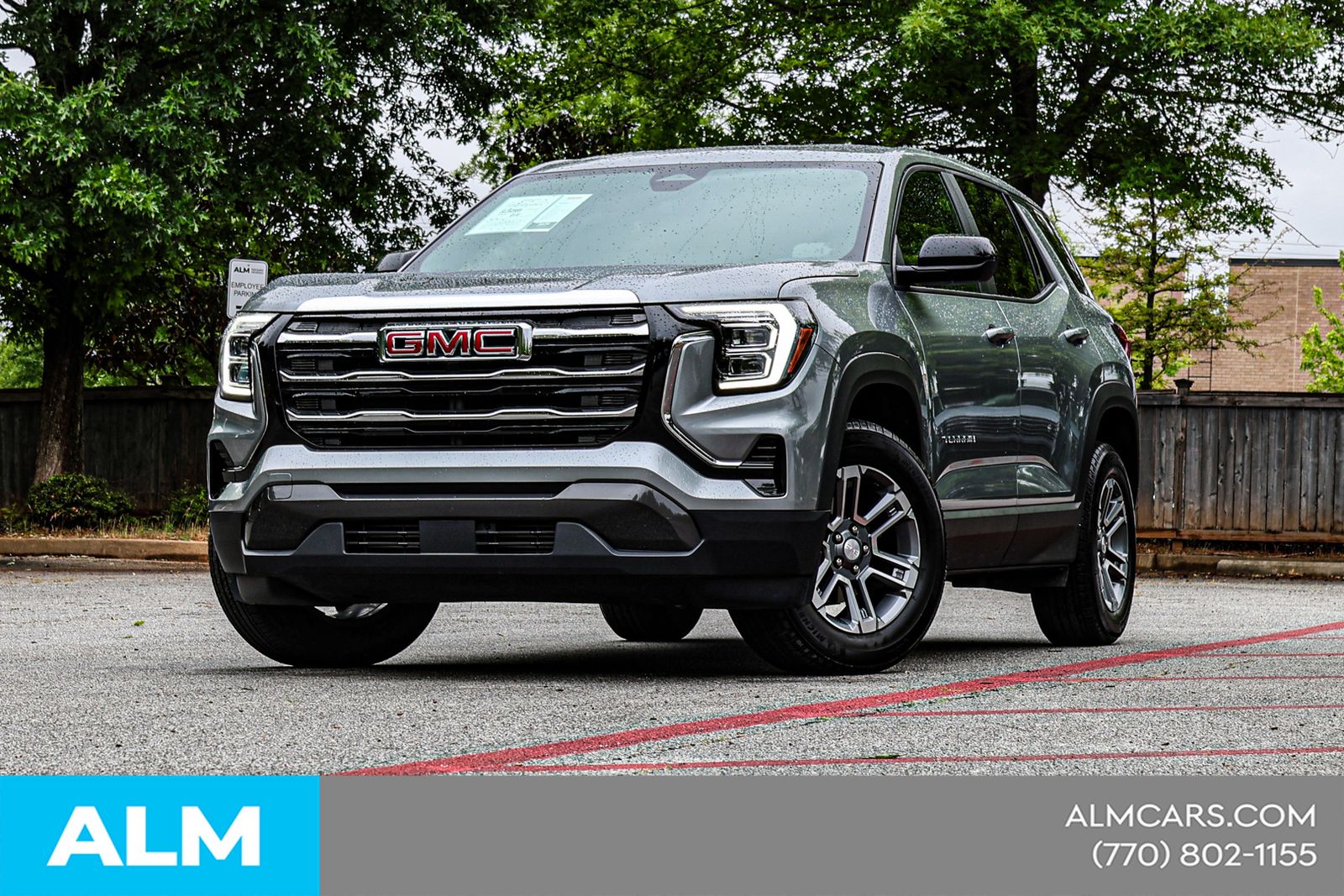 Used 2025 Silver GMC Elevation image 3