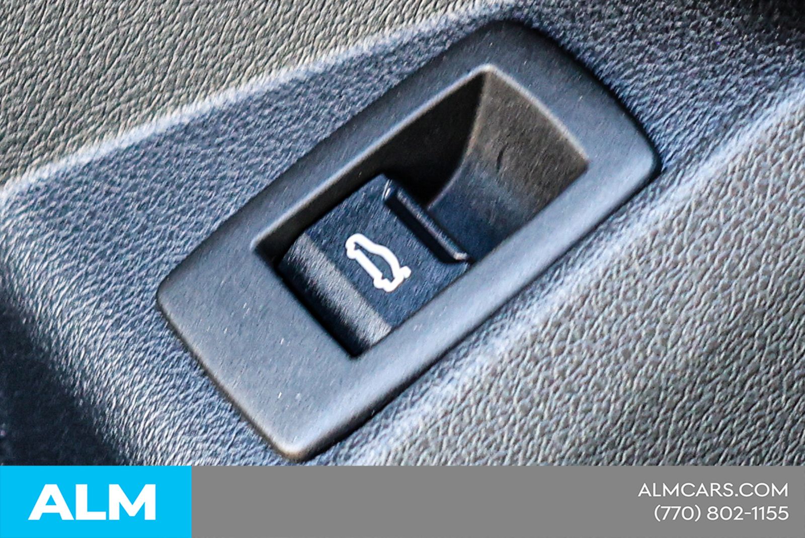 Used 2025 Black BMW xDrive28i image 42