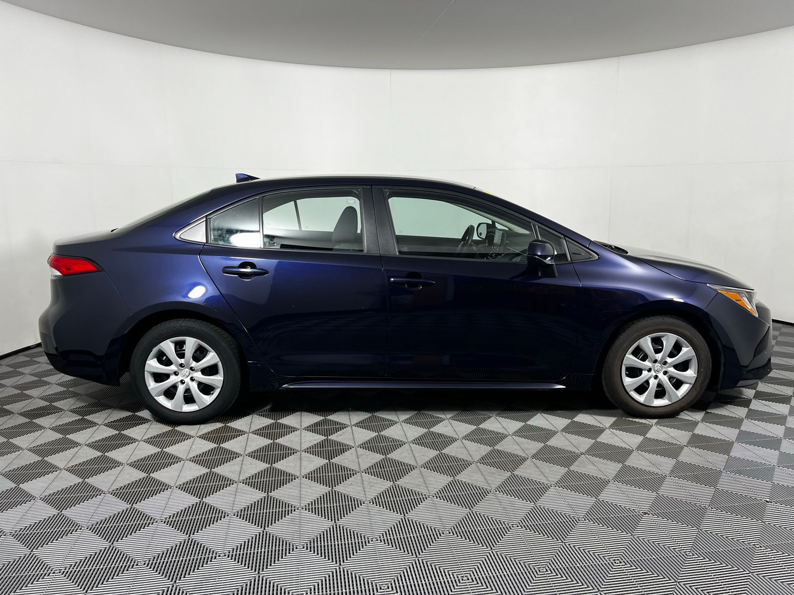 Thumbnail: 2024 Toyota Corolla - 4