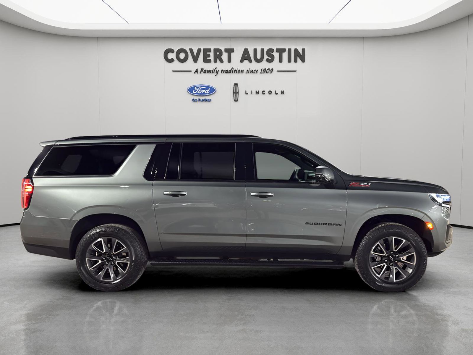 Used Car 2023 Chevrolet Suburban  Z71 For Sale Under $60,000 In Austin, Texas