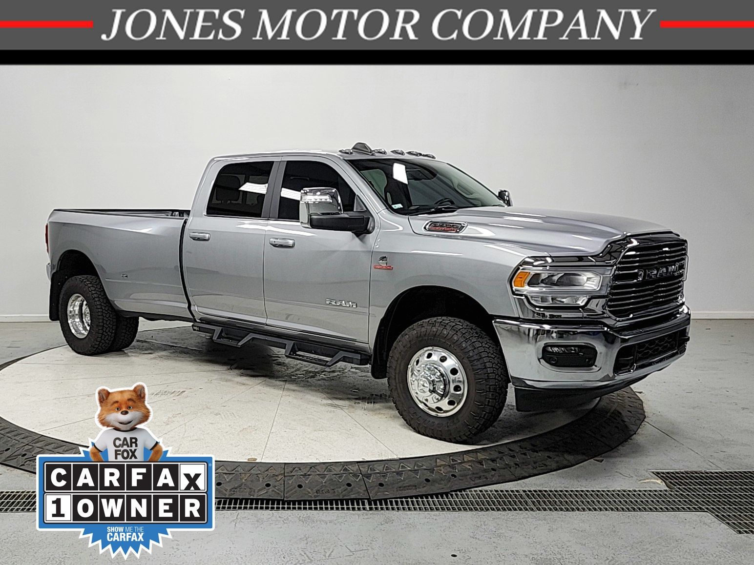 Billet Silver Metallic Clearcoat 2024 RAM 3500 Laramie Crew Cab LB DRW 4WD Pickup Truck Four-Wheel Drive 6-Speed Automatic