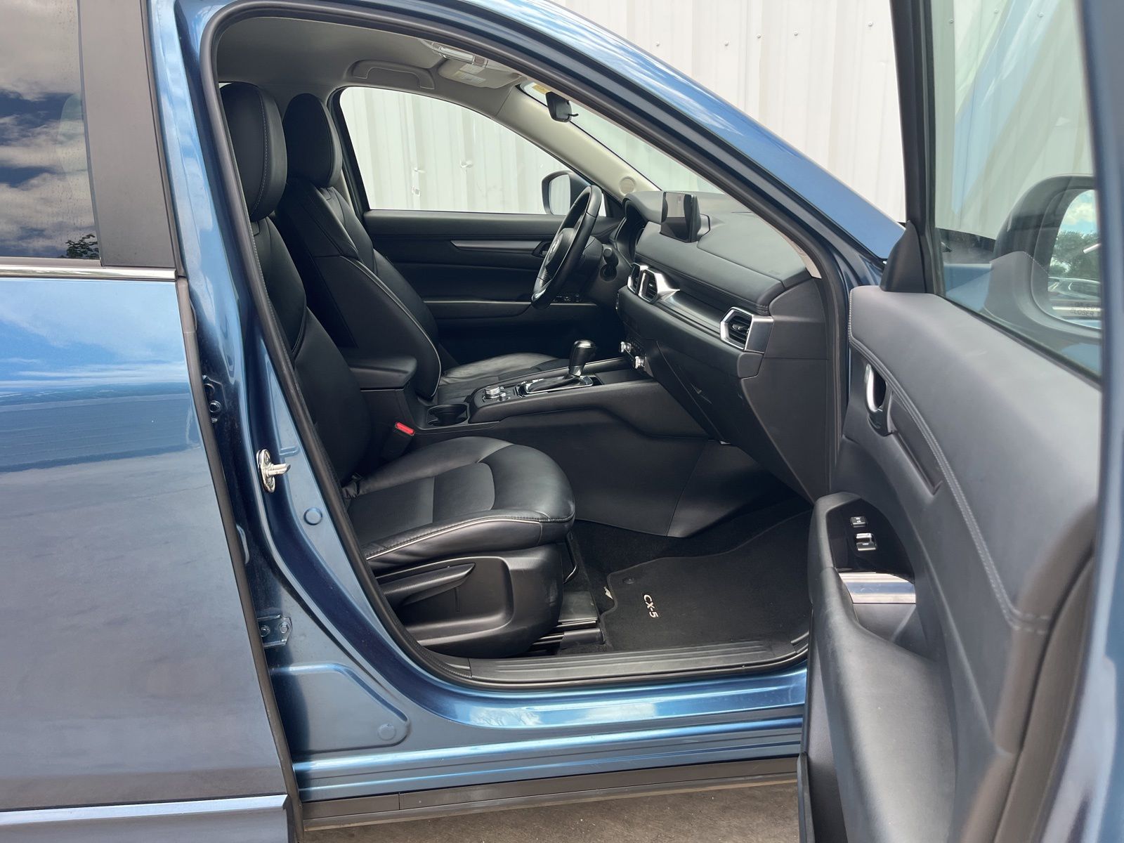Used Car 2024 Mazda Cx-5  2.5 S Select Package For Sale Under $30,000 In Austin, Texas