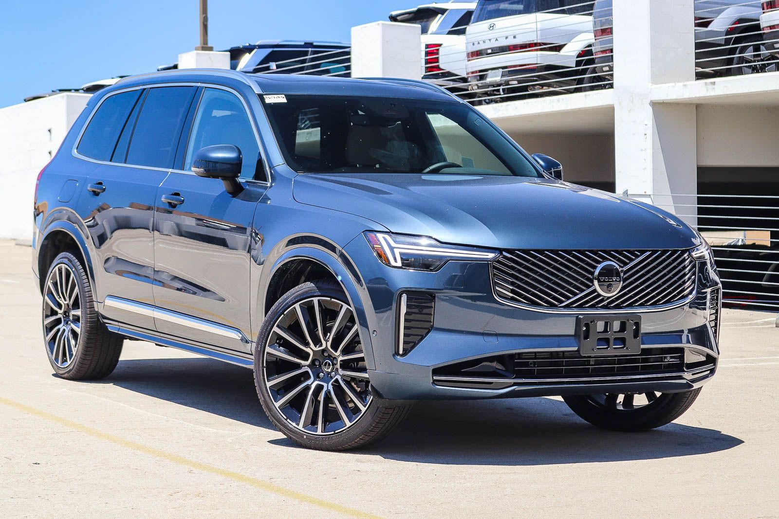 2026 Volvo XC90 B6 Plus 7-Seater
