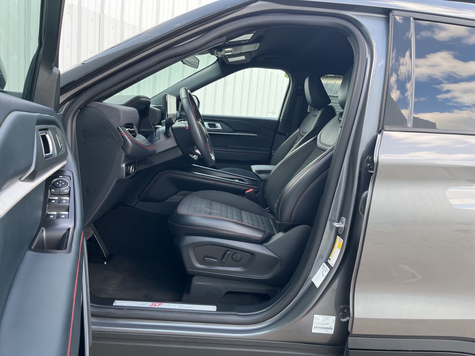 Used Car 2025 Ford Explorer  St-line For Sale Under $50,000 In Austin, Texas