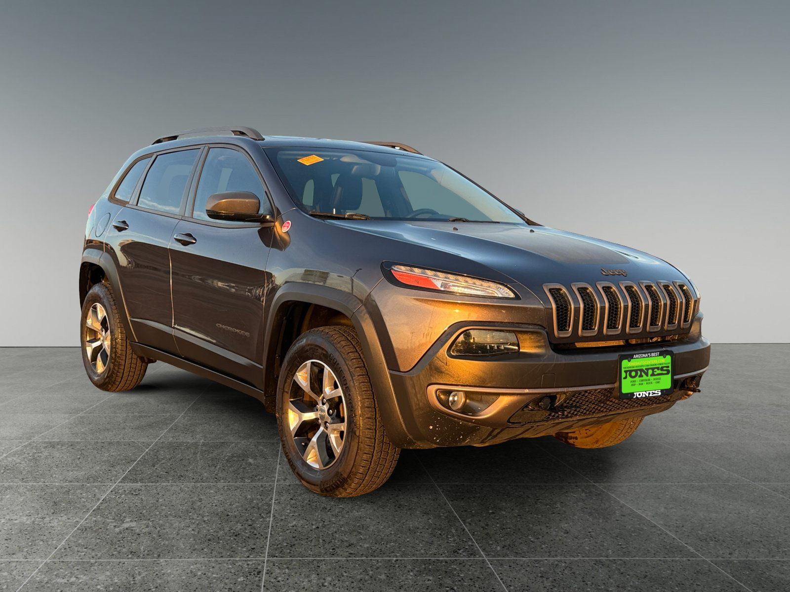 View vehicle photo 6