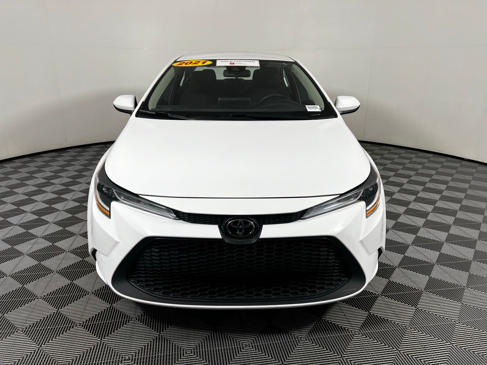 2021 Toyota Corolla LE 2