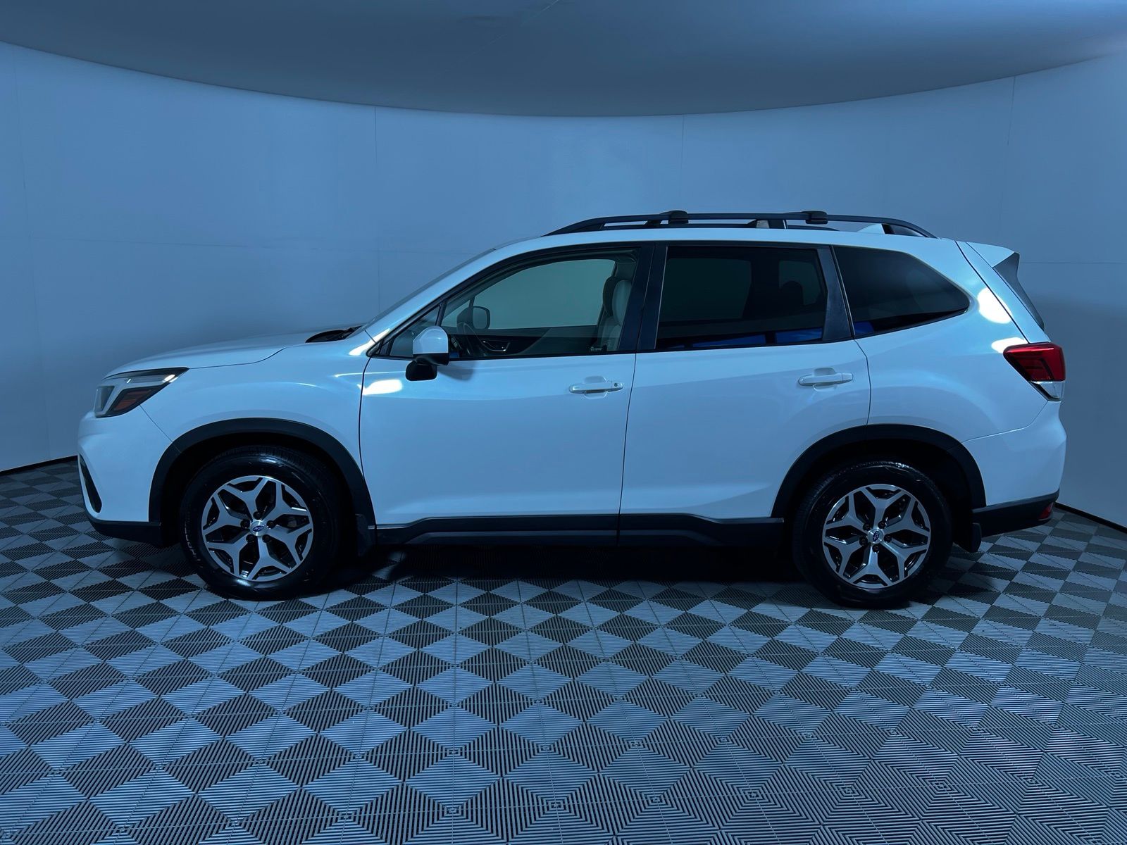 Thumbnail: 2020 Subaru Forester - 8