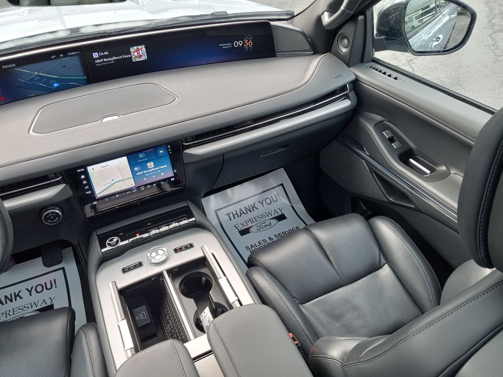 2025 Lincoln Navigator L image 19