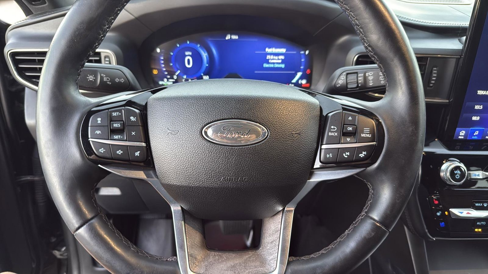 Used Car 2022 Ford Explorer  Platinum For Sale Under $40,000 In Austin, Texas