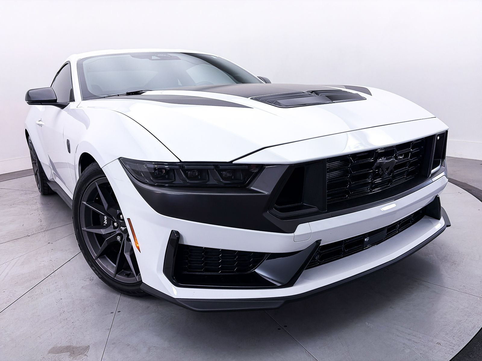 2024 Ford Mustang Dark Horse