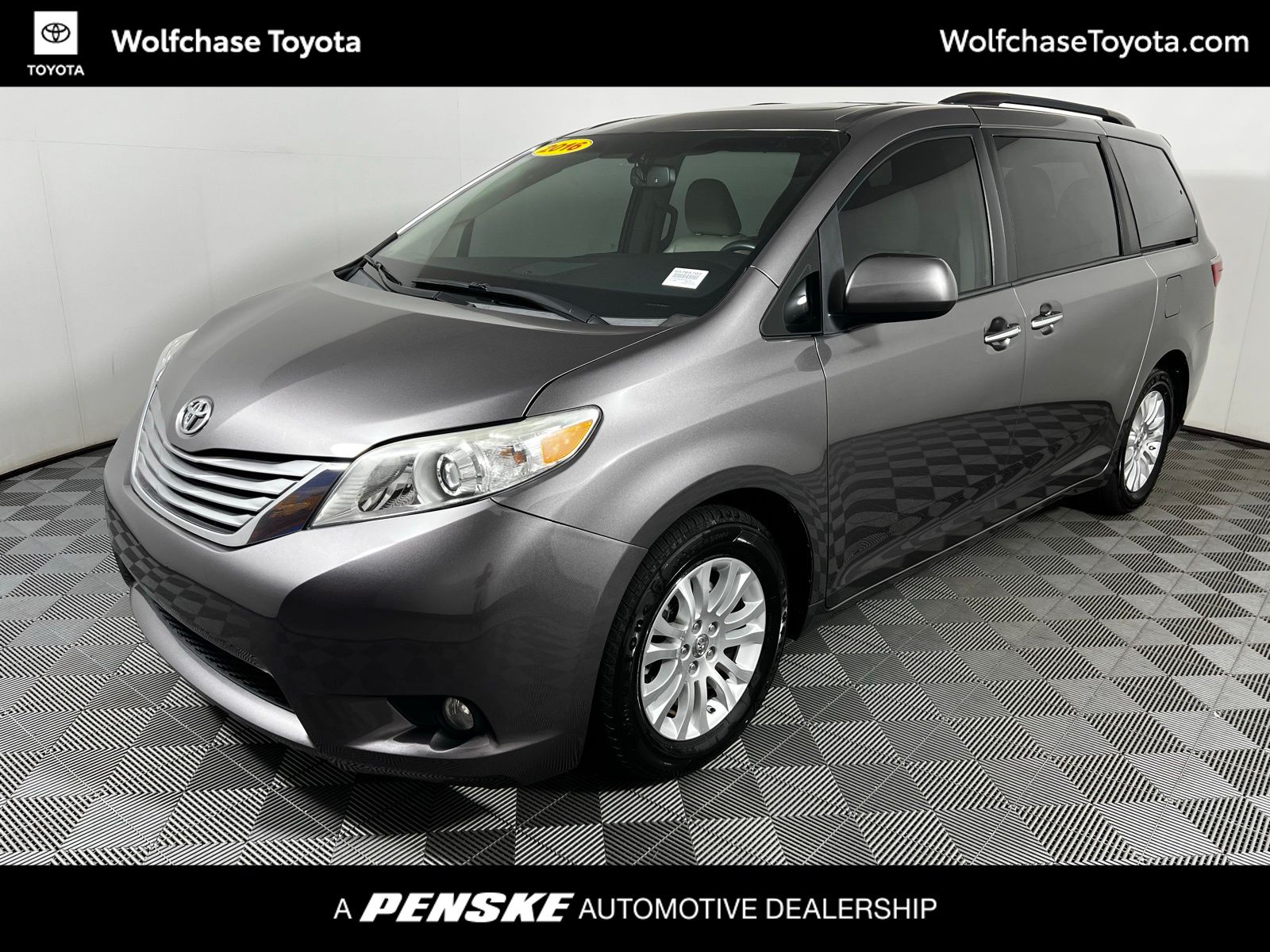 2016 Toyota Sienna XLE -
                Cordova, TN