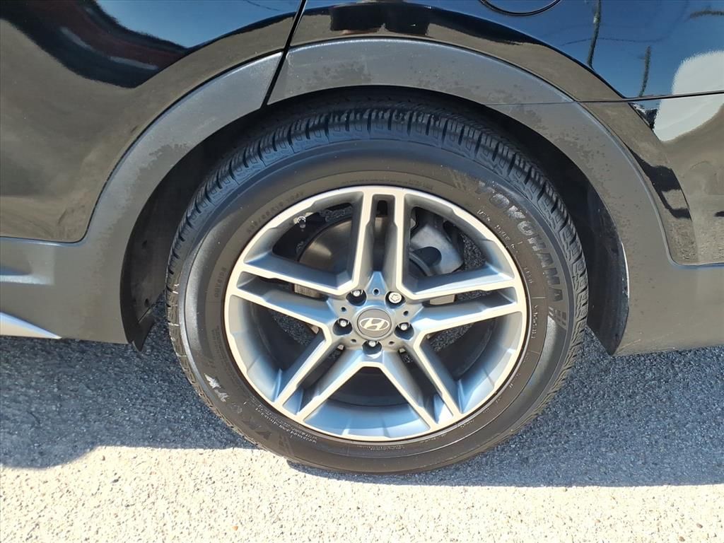 2019 Hyundai Santa Fe XL Limited Black at Autostrade