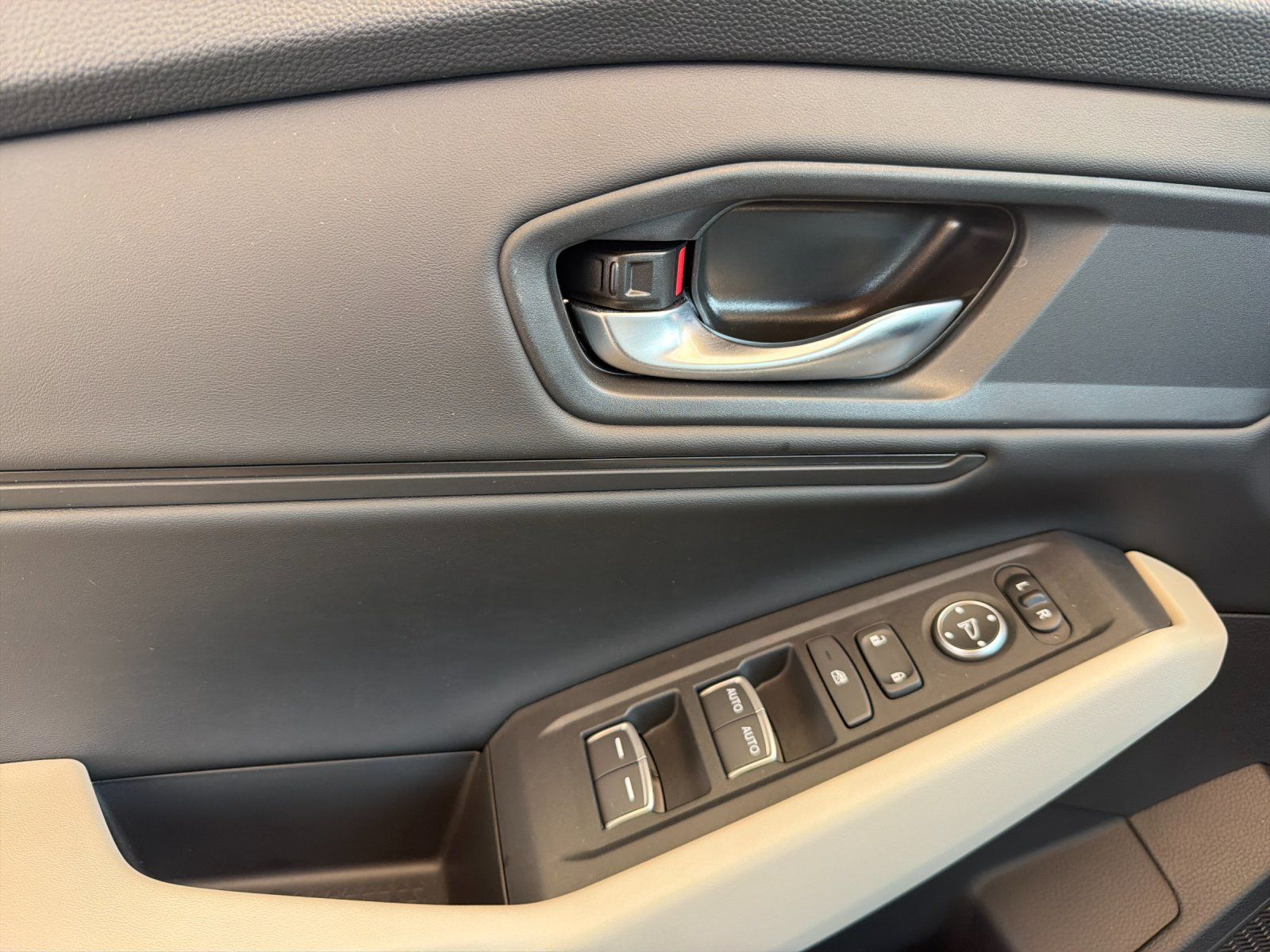 2024 Honda Accord EX — full photo 11 of 27