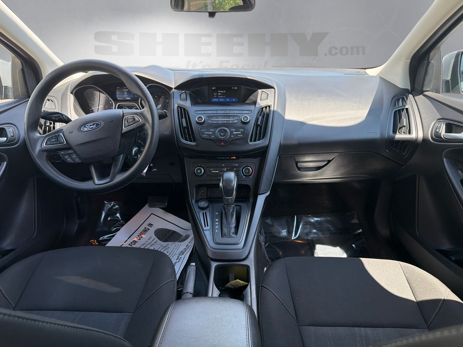 Used 2018 Ingot Silver Ford SE image 3