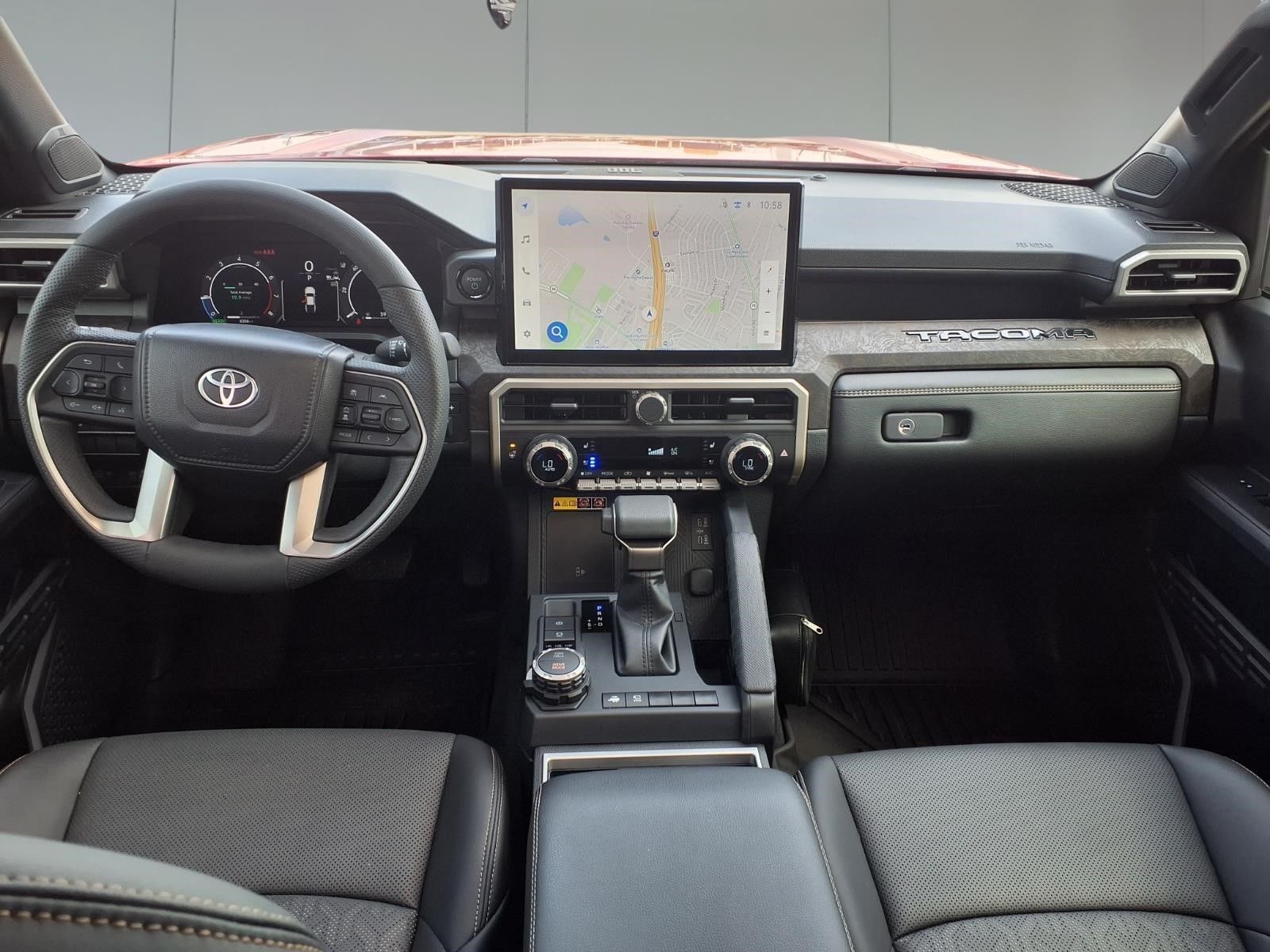 2025 Toyota Tacoma Hybrid Limited - 10