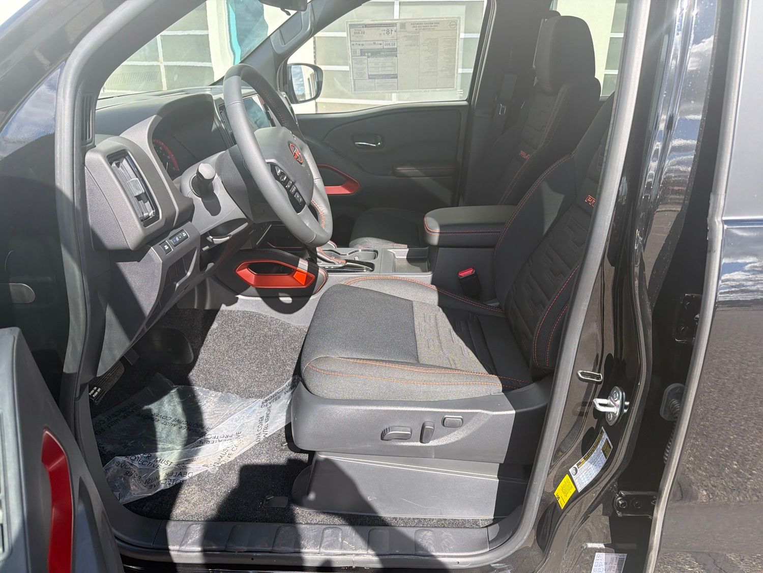 View vehicle photo 6