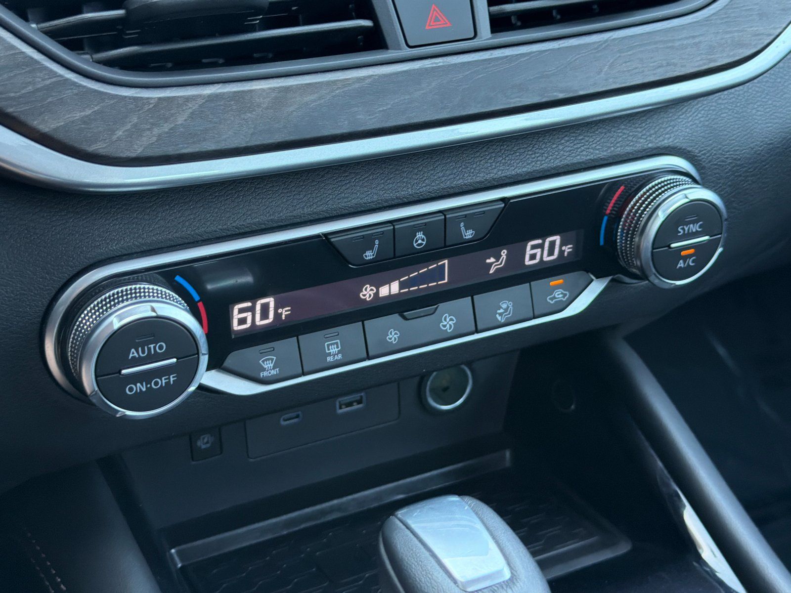 2024 Nissan Altima 2.5 SL — full photo 19 of 27