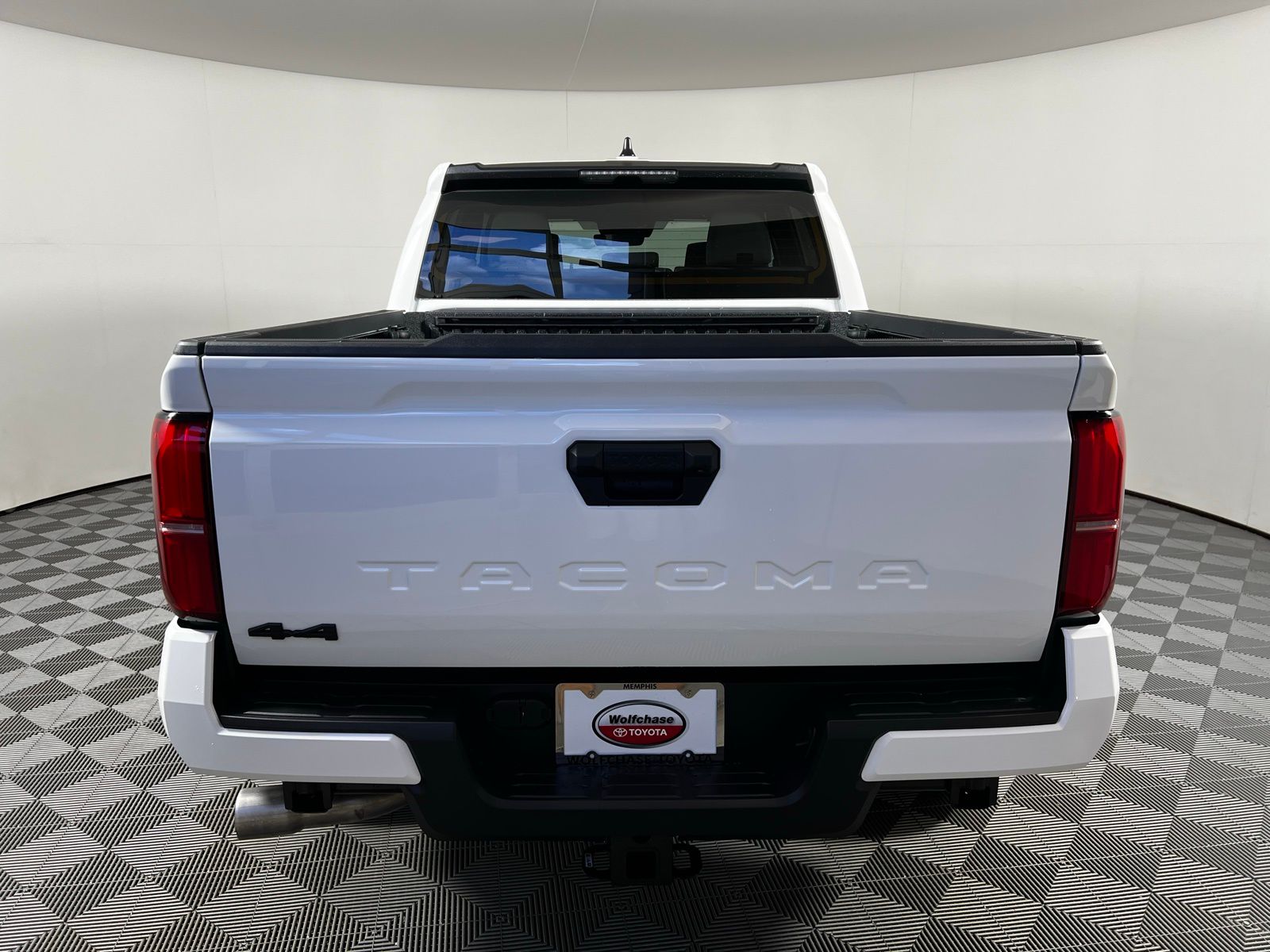 Thumbnail: 2025 Toyota Tacoma - 6