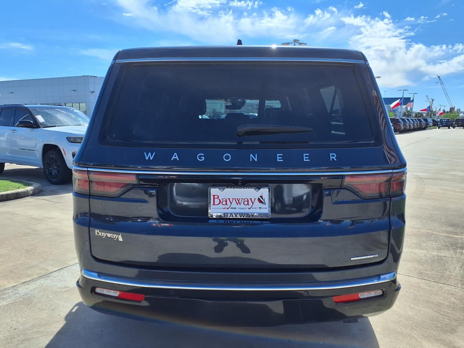 2024 Jeep Wagoneer L Series III - 5