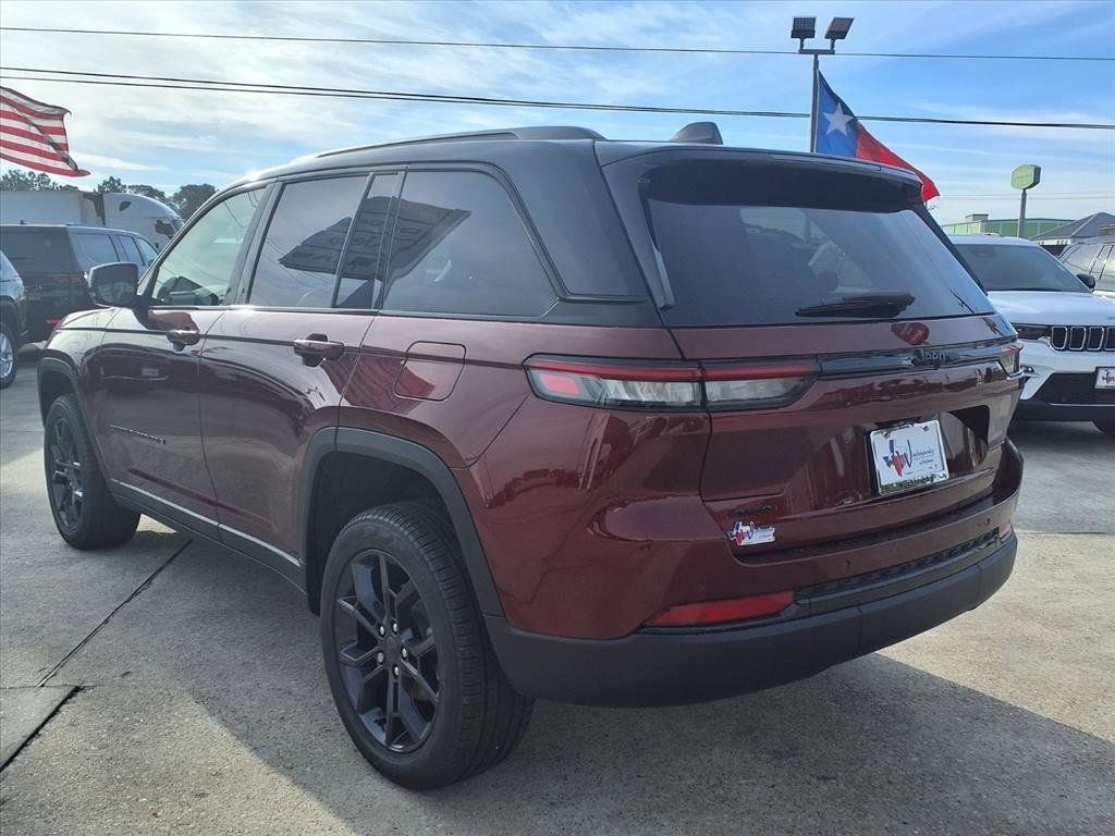 2025 Jeep Grand Cherokee Limited - 3