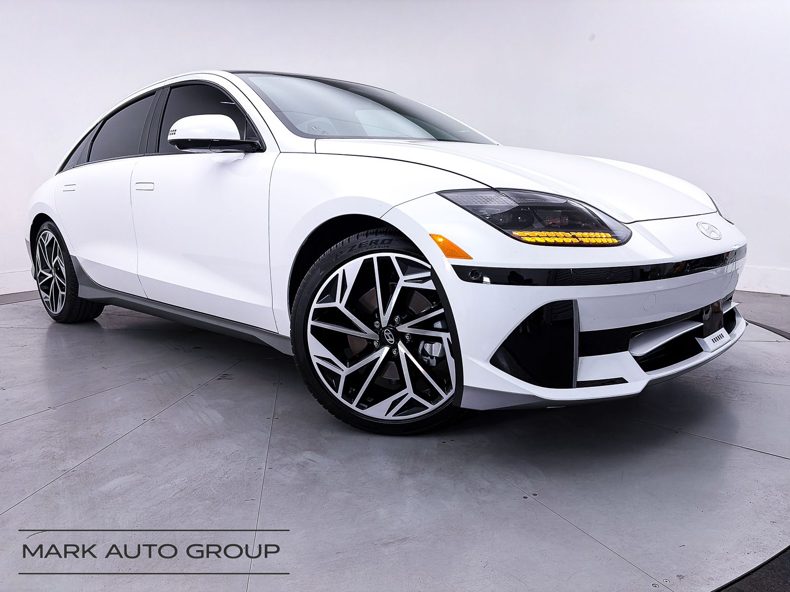 2023 Hyundai IONIQ 6 Limited