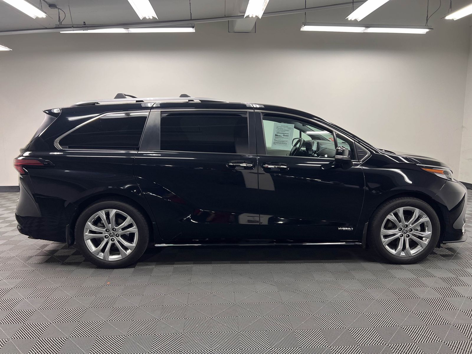 used 2021 Toyota Sienna car, priced at $35,788