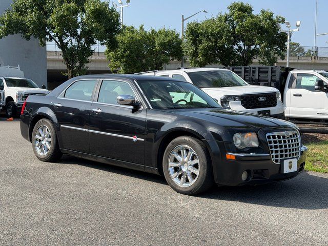 2006 Chrysler 300 C's photo