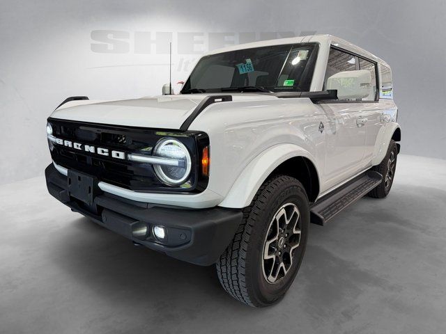 Used 2025 White Ford Outer Banks image 2