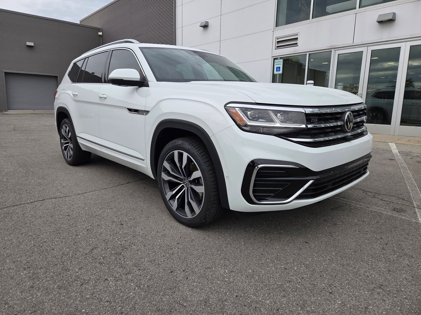 used 2022 Volkswagen Atlas car, priced at $32,750