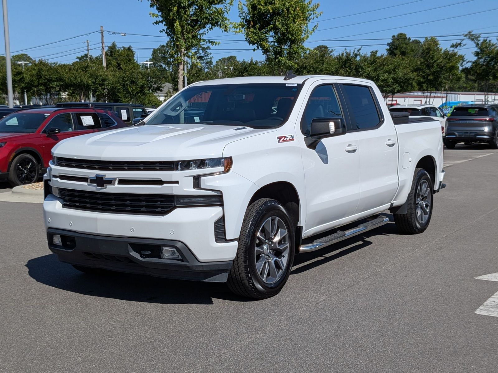 View vehicle photo 7
