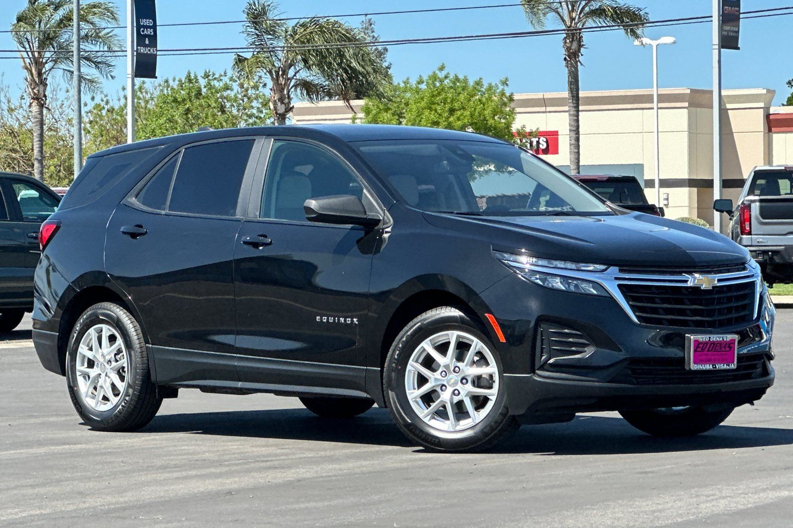 View vehicle photo 2