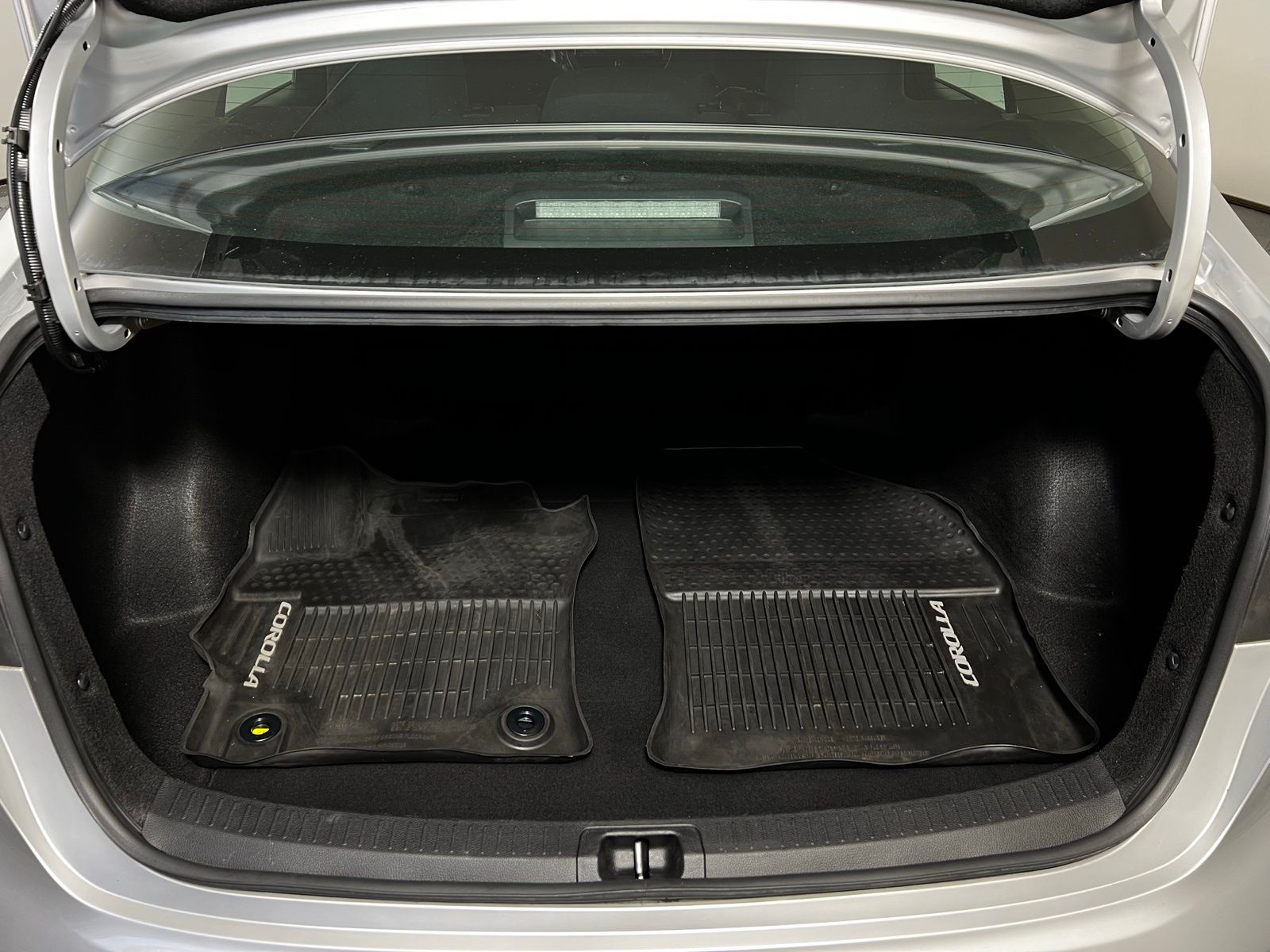 Thumbnail: 2020 Toyota Corolla - 22