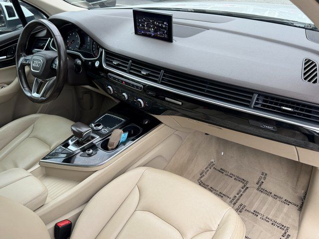 Used 2019 Carrara White Audi 55 Premium image 31