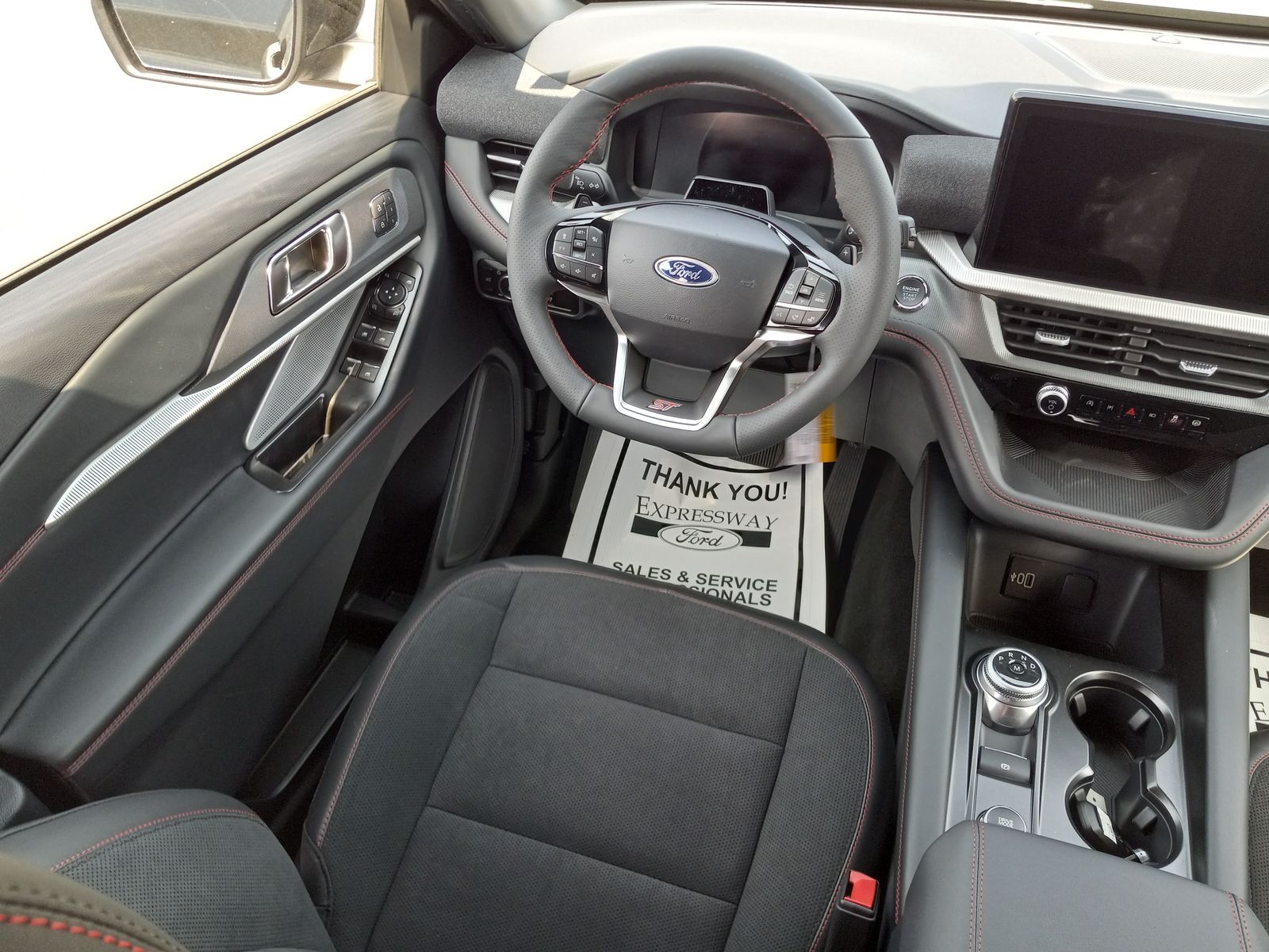 2026 Ford Explorer image 15