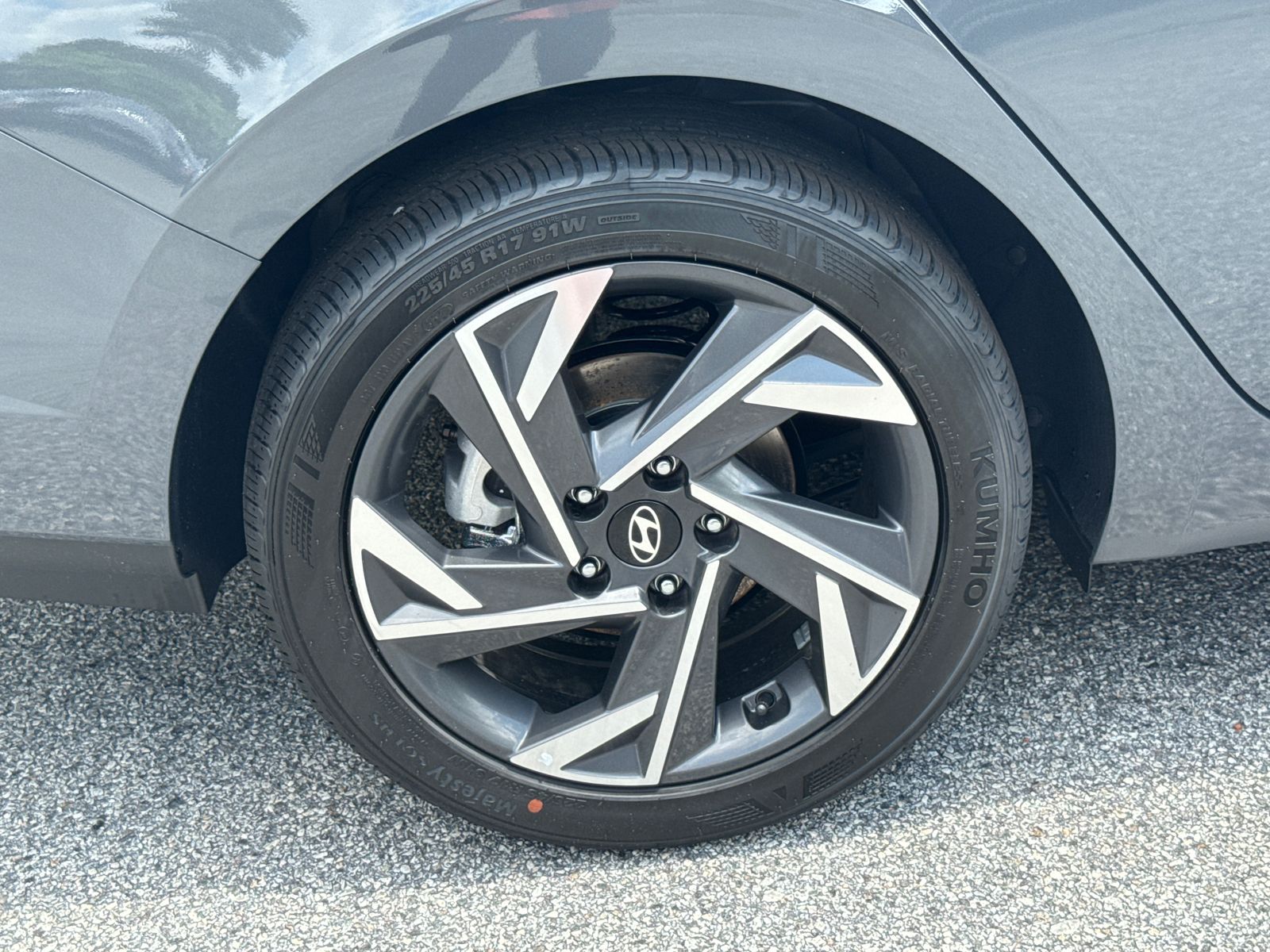 Certified Used 2025 Gray Hyundai SEL Sport image 17