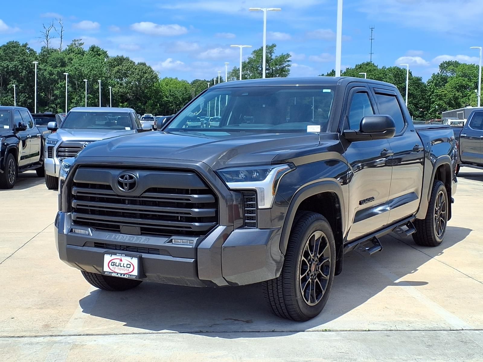 2023 Toyota Tundra SR5 - 2