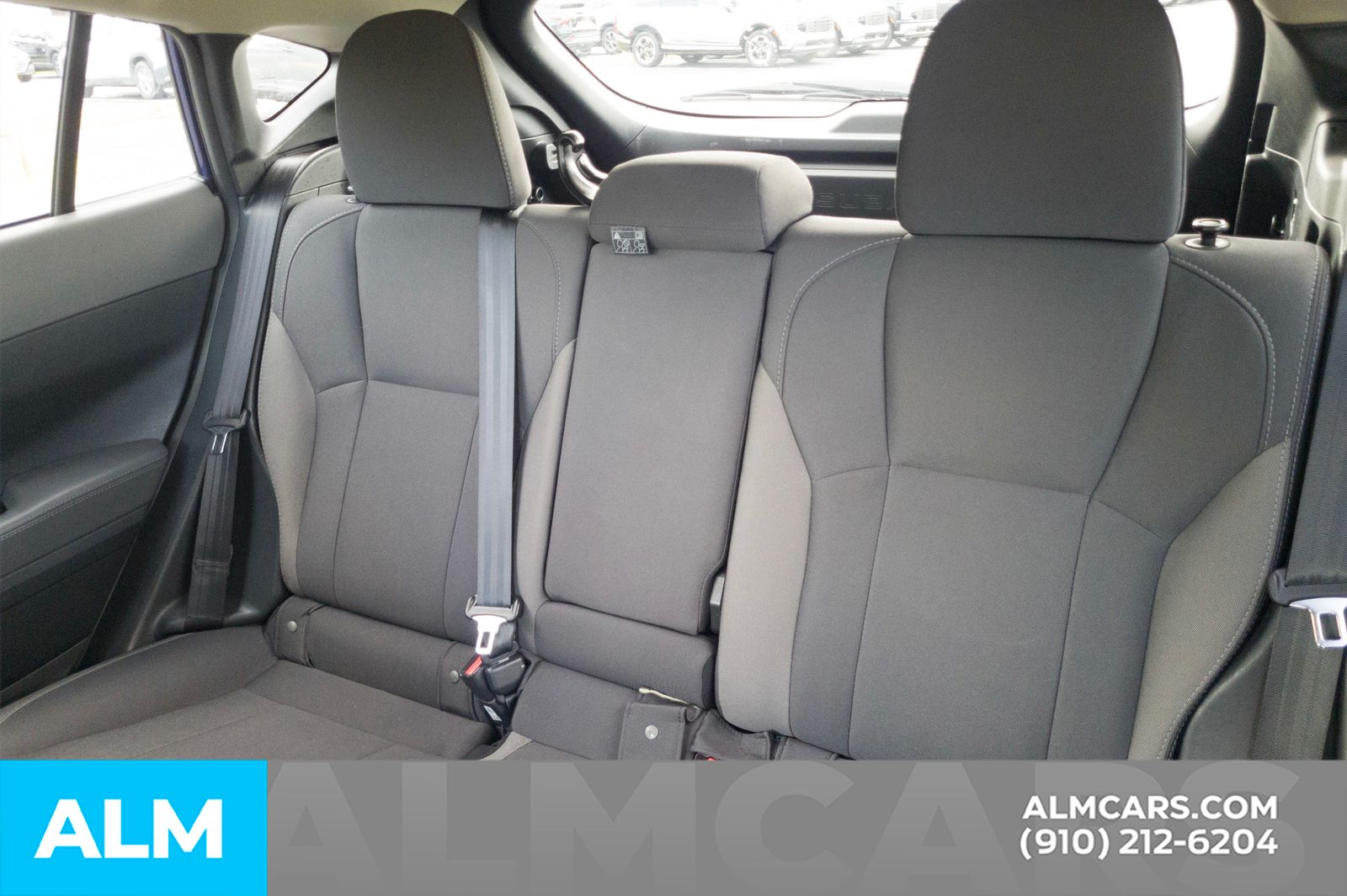Used 2025 Sapphire Blue Pearl Subaru Premium image 18