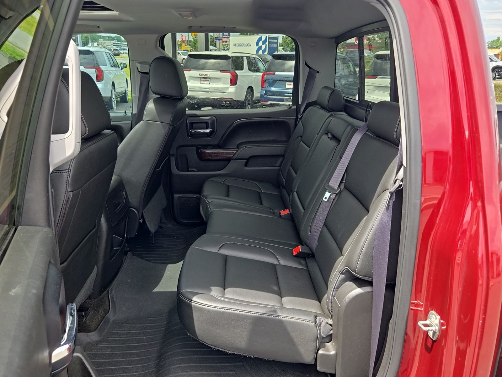 Used 2017 Red GMC SLT image 7