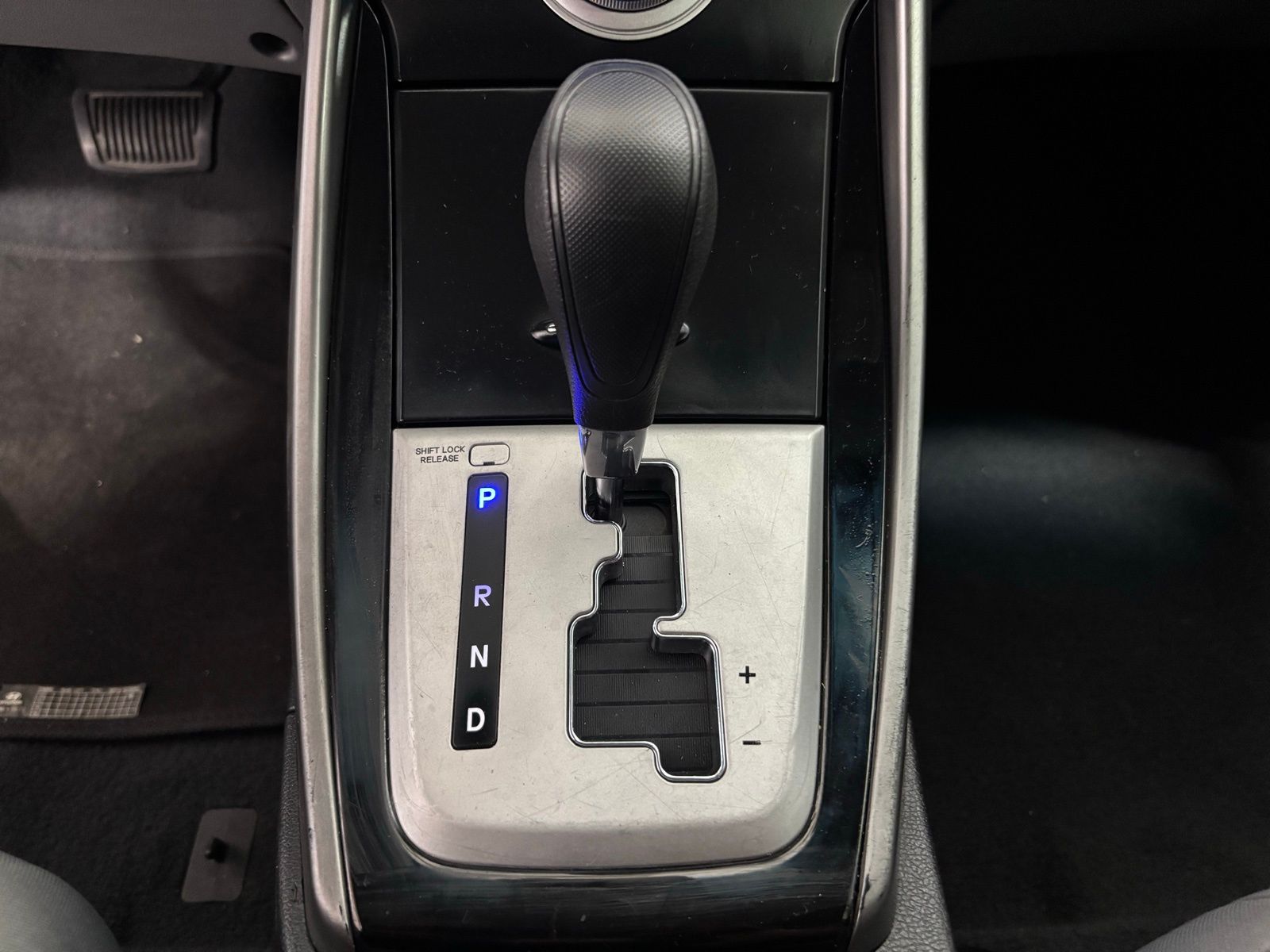 Used Car 2012 Hyundai Elantra  Gls For Sale Under $10,000 In Austin, Texas