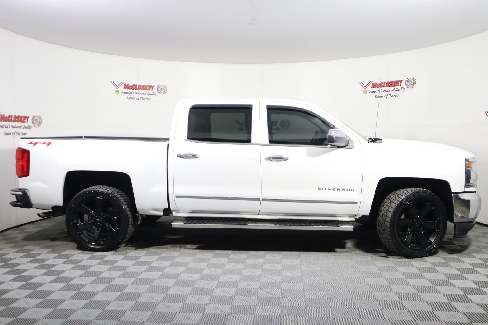 2018 Chevrolet Silverado 1500 LTZ photo