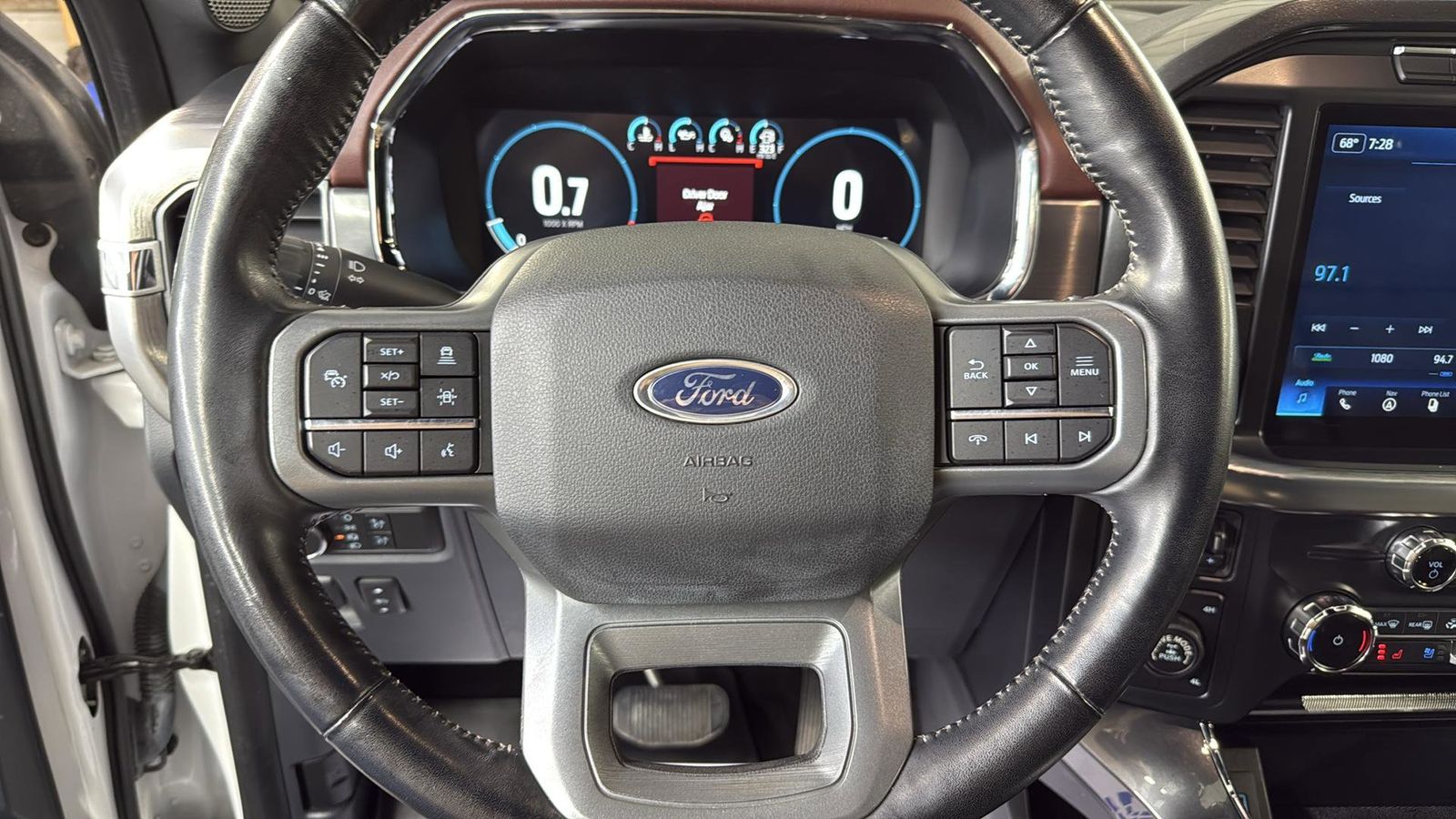 Used Car 2022 Ford F-150  Lariat For Sale Under $40,000 In Austin, Texas