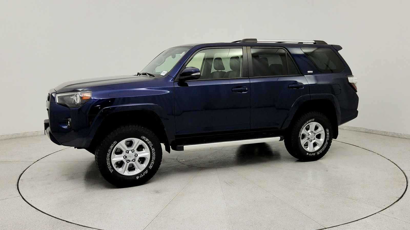 Used 2023 Blue Toyota SR5 Premium image 3