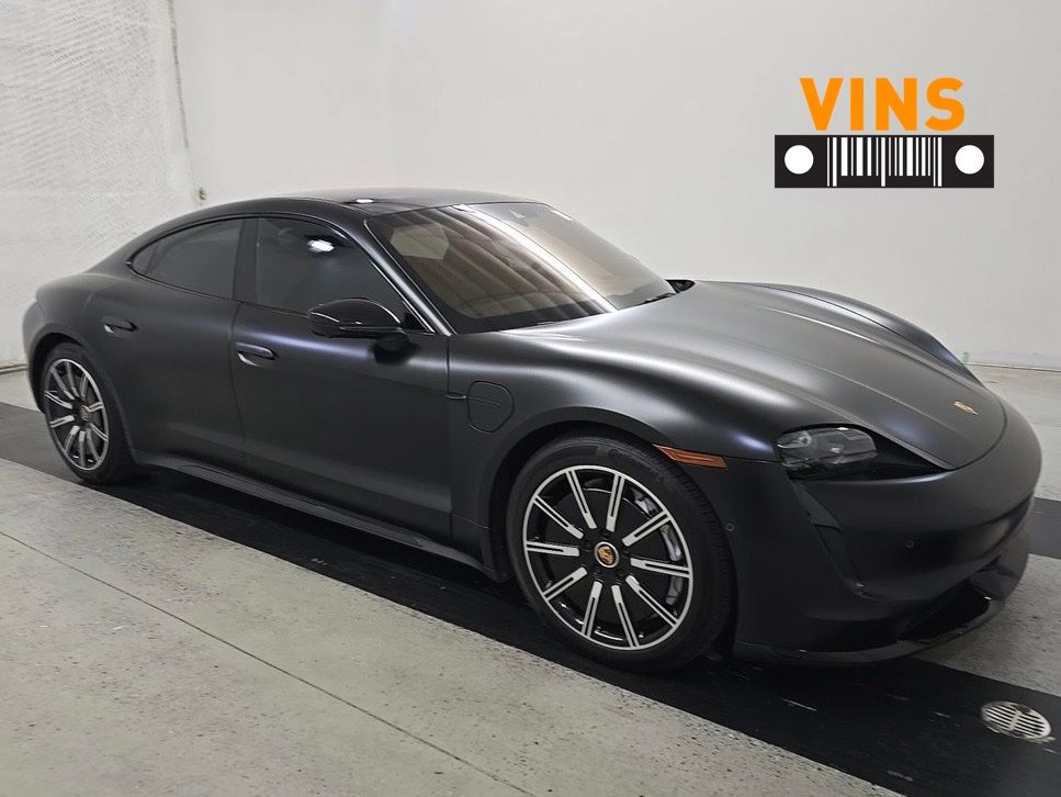 2020 Porsche Taycan Turbo
