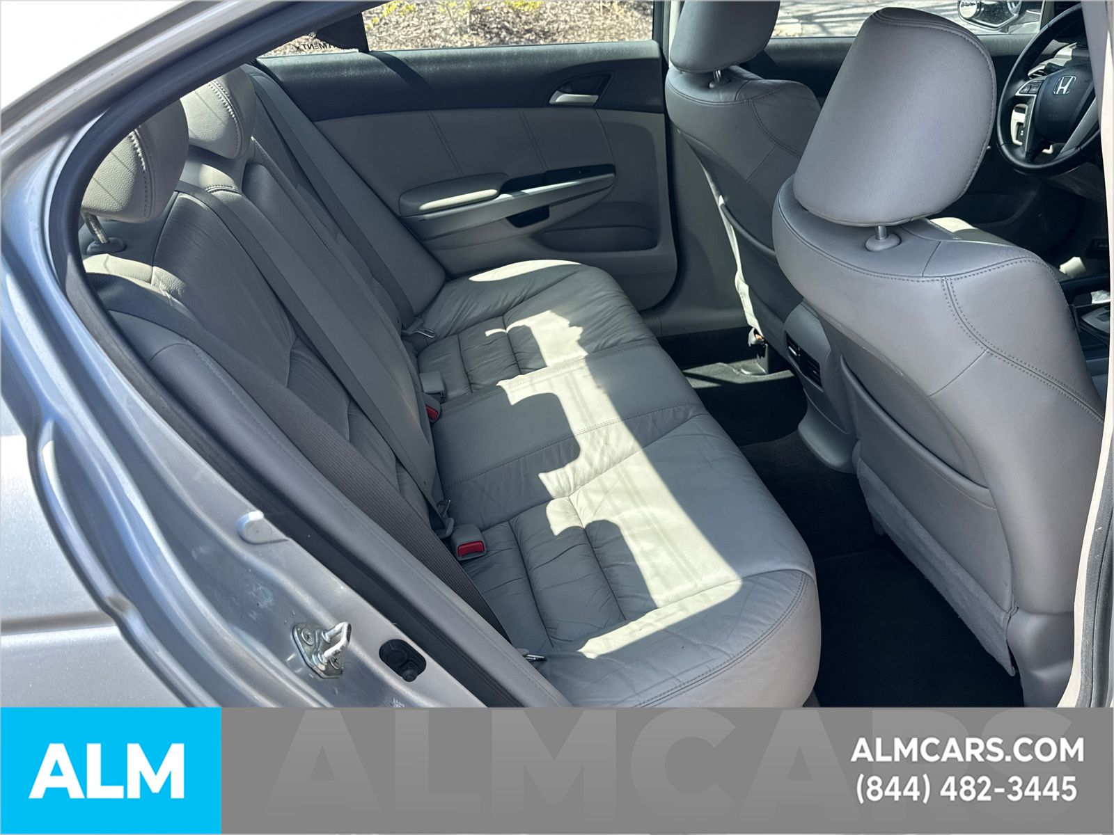 Used 2010 Black Honda EX-L image 18