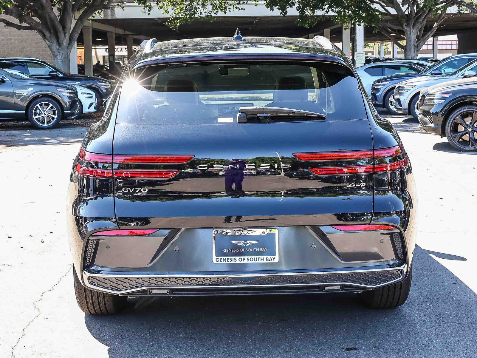 View vehicle photo 5