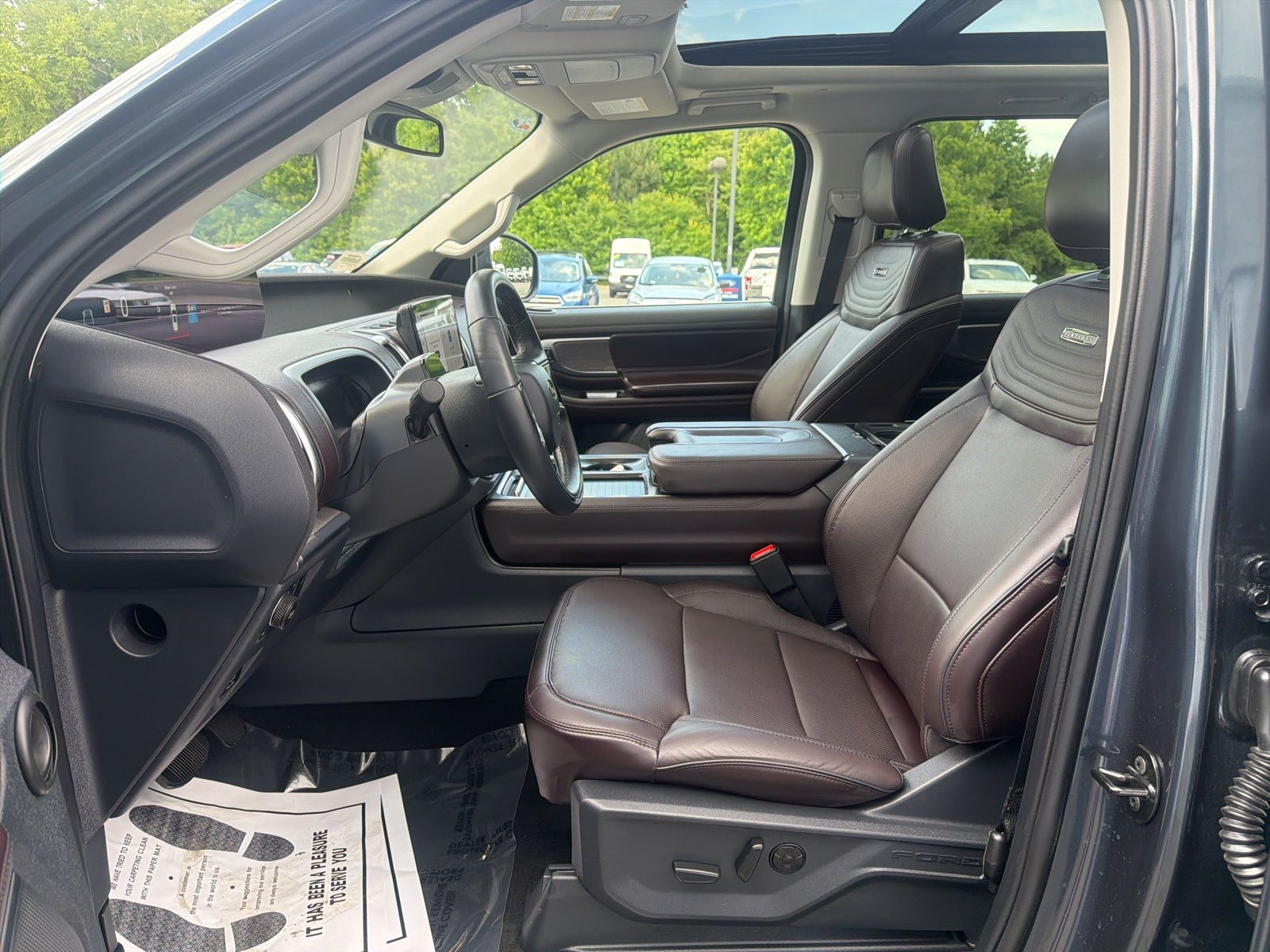 Certified Used 2025 Blue Metallic Ford Platinum image 9