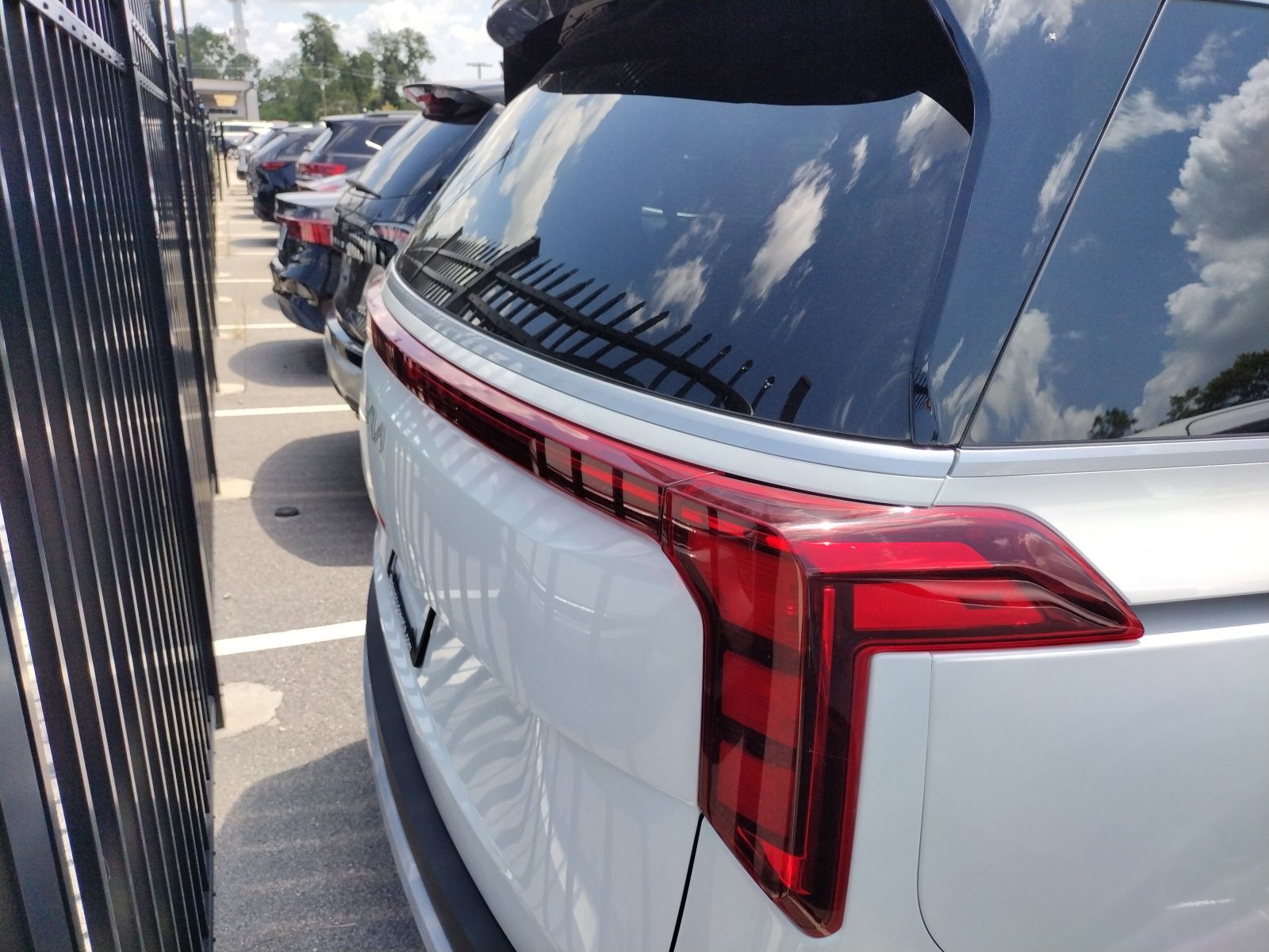 Used 2026 Kia Carnival Van