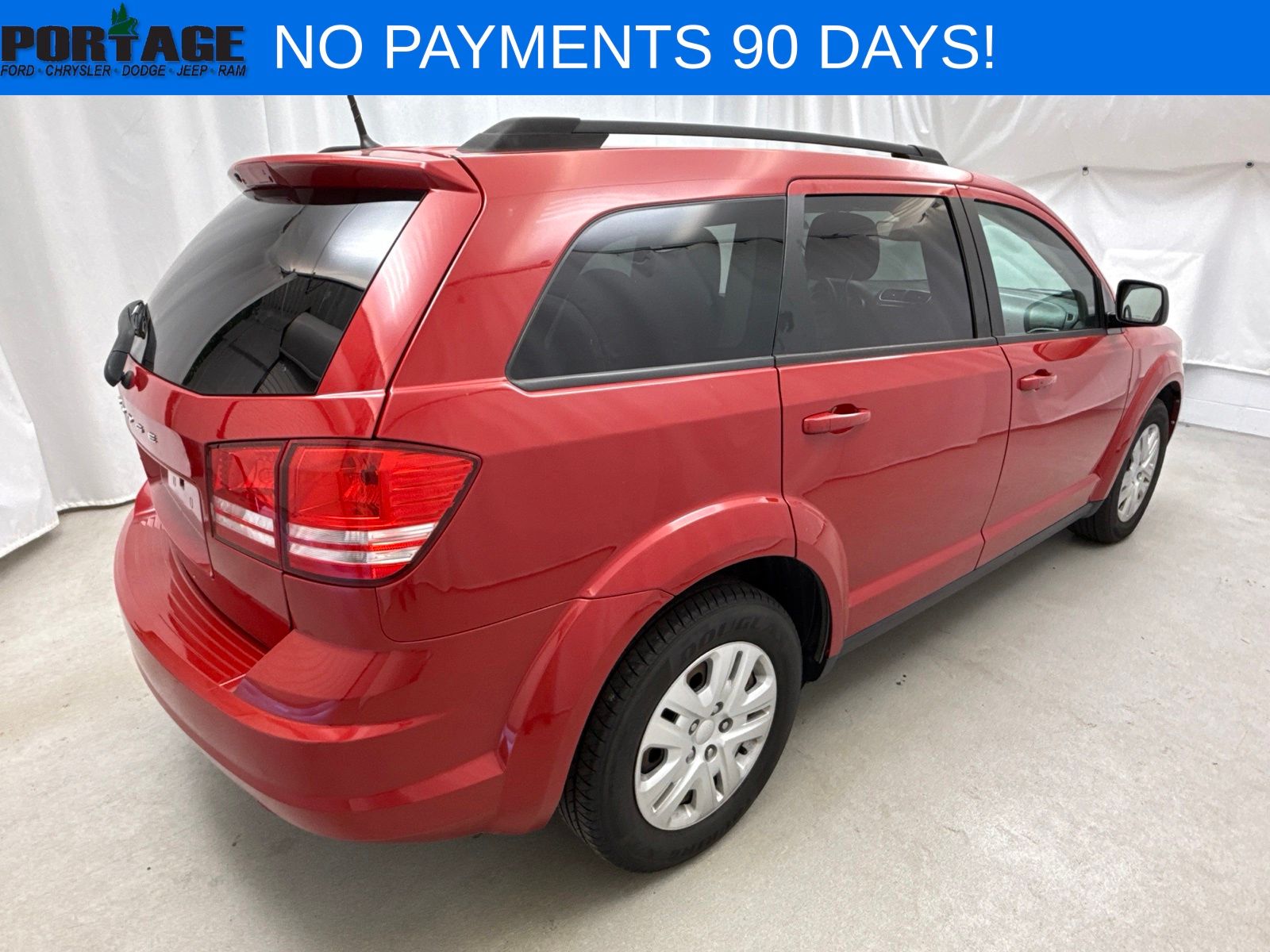 Used 2019 Dodge Journey SE with VIN 3C4PDCAB2KT789469 for sale in Portage, WI