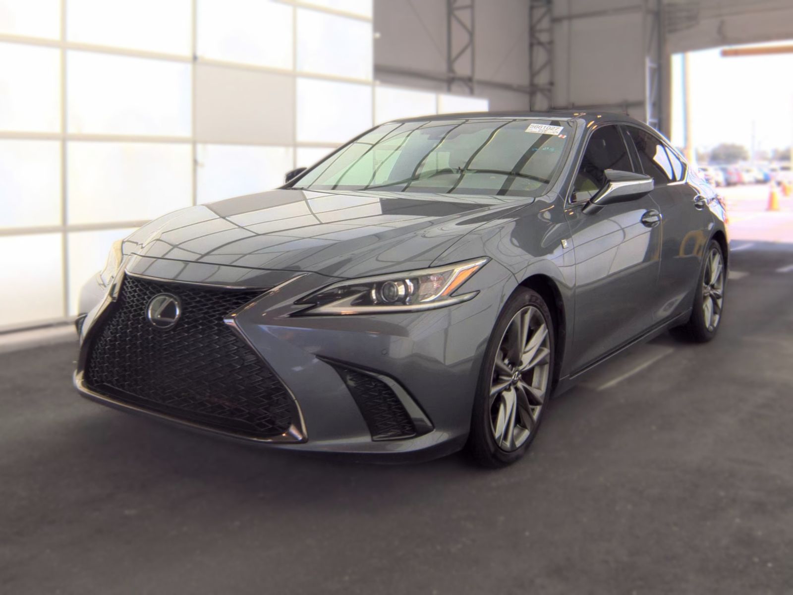 Gray Pearl 2019 Lexus ES Sedan Front-Wheel Drive 8-Speed Automatic